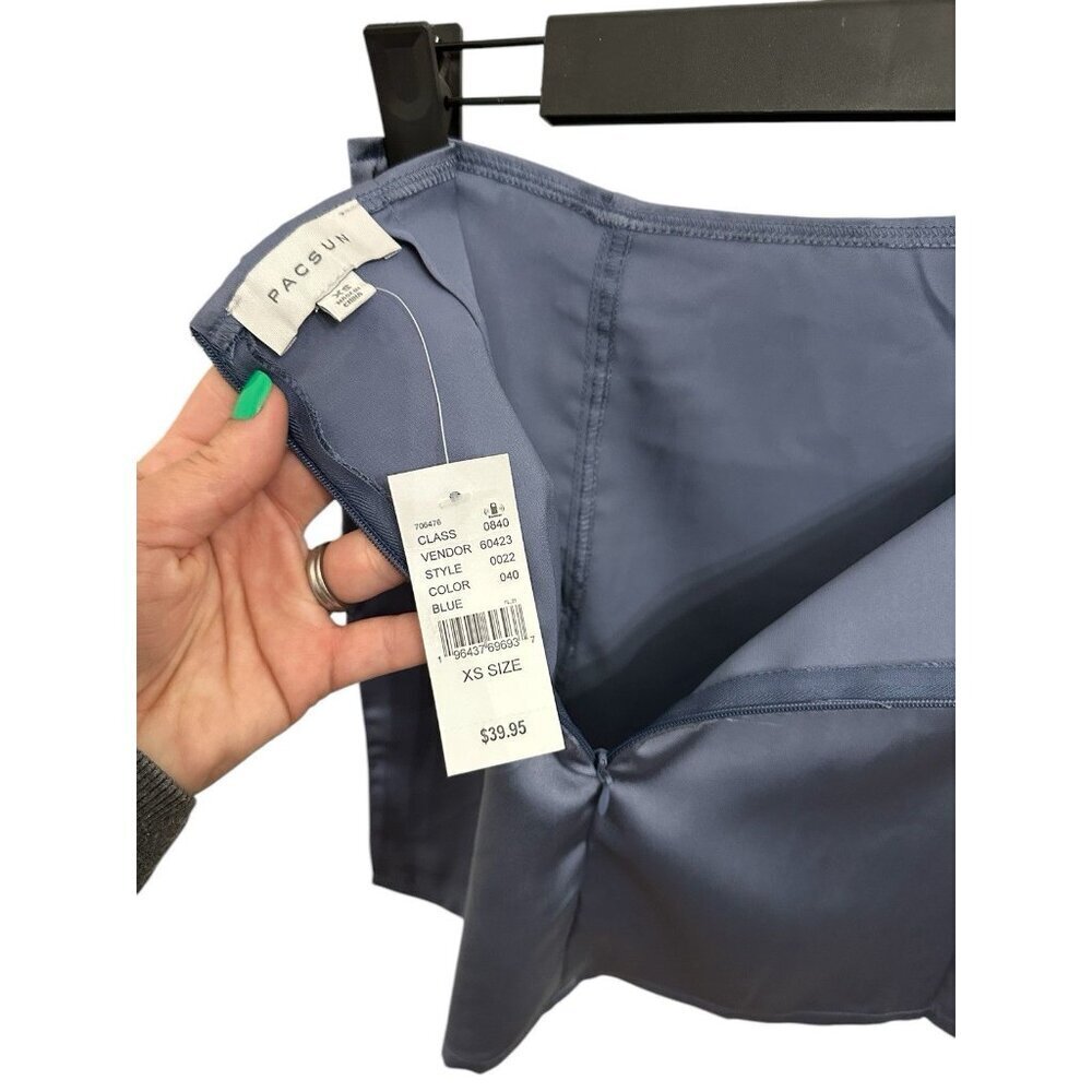 NWT Pacsun Satin Mini Skirt Size XS Blue Cargo Pockets Party Date Night - Picture 4 of 6